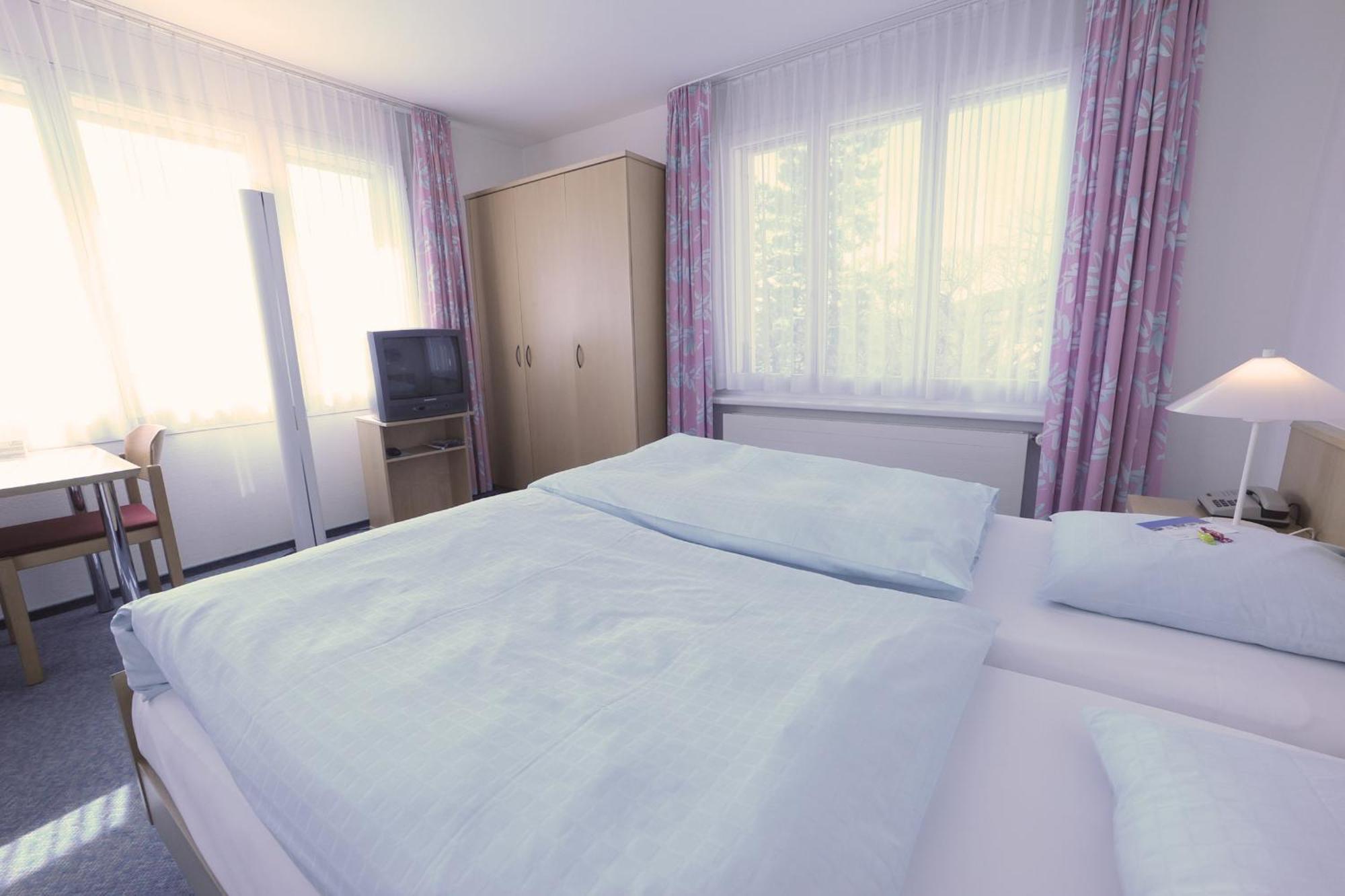 Hotel Laendli Oberägeri Room photo